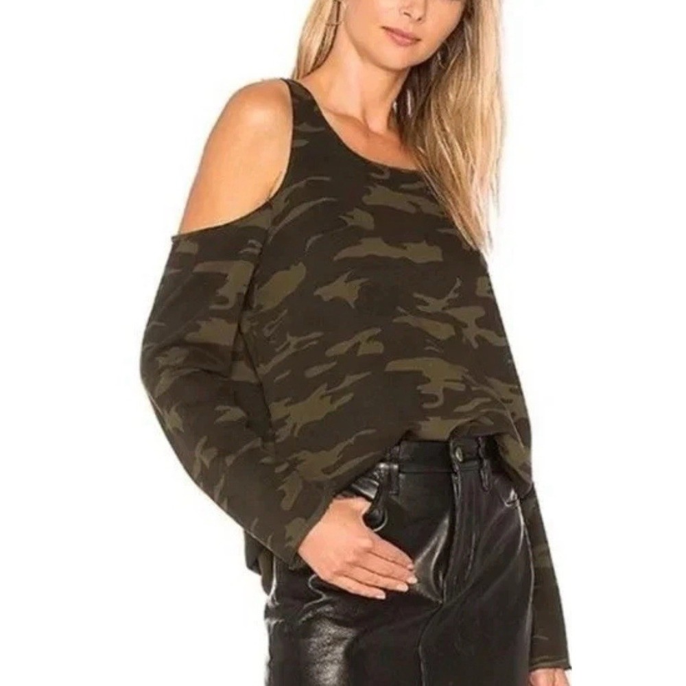 Anthropologie Sanctuary Camo Cold Shoulder Raw Edge Longsleeve Top Army Grunge S